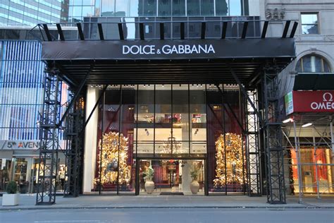 dolce gabbana 5th avenue hours|dolce and gabbana nyc.